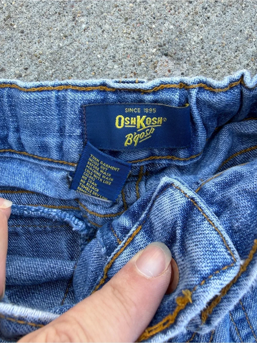 Oshkosh B'gosh girls bootcut vintage jeans size 3T toddler